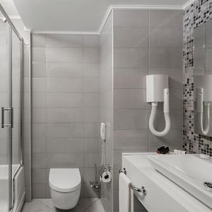 Standard Triple Room Sea View